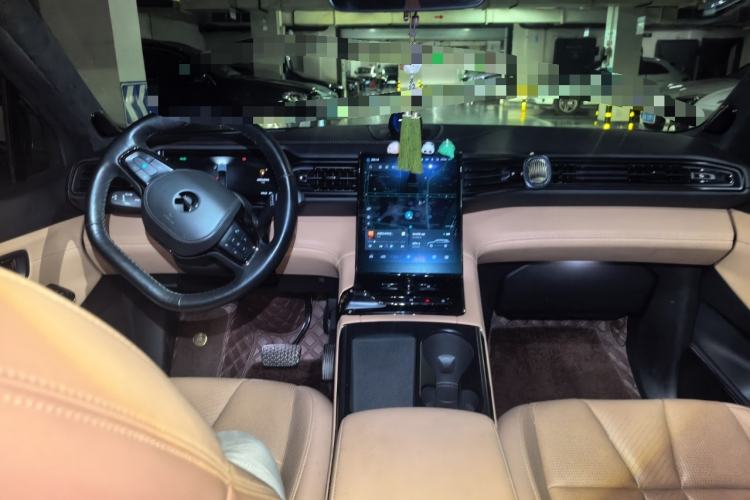 Used Nio ES8 2020 415 km Signature Edition 6-Seater Version Center Console
