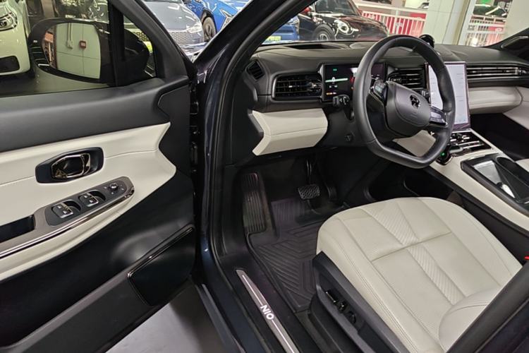 Used Nio ES8 2020 415 km Signature Edition 6-Seater Version Driver Seat