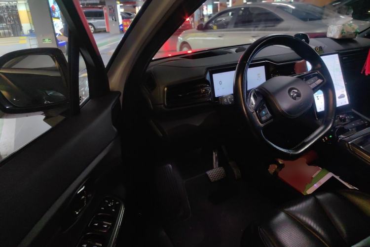 Used Nio ES8 2020 415 km Range 7-Seater Version Driver Seat