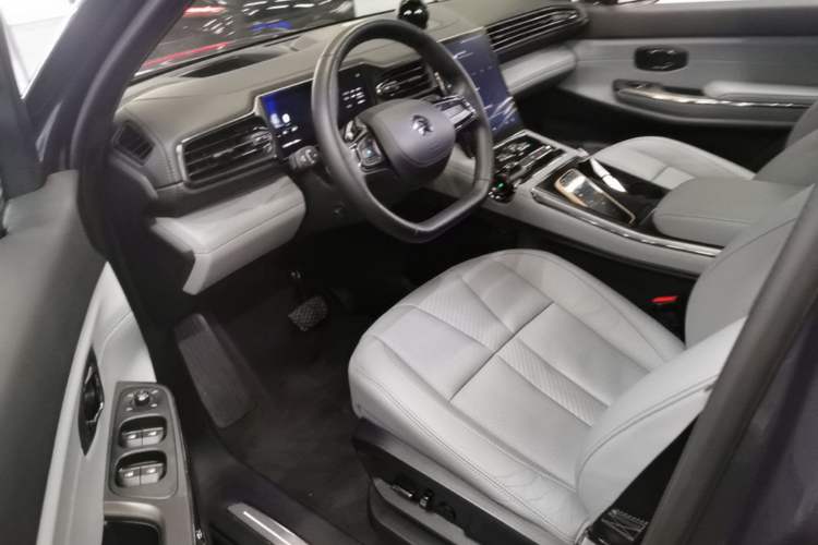 Used Nio ES8 2020 415 km Signature Edition 6-Seater Version Driver Seat