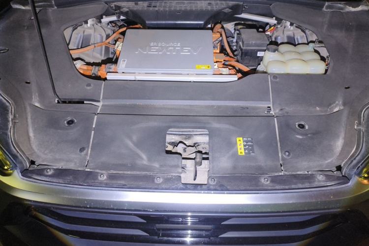 Used Nio ES8 2020 415 km Range 6-Seater Version Engine Bay
