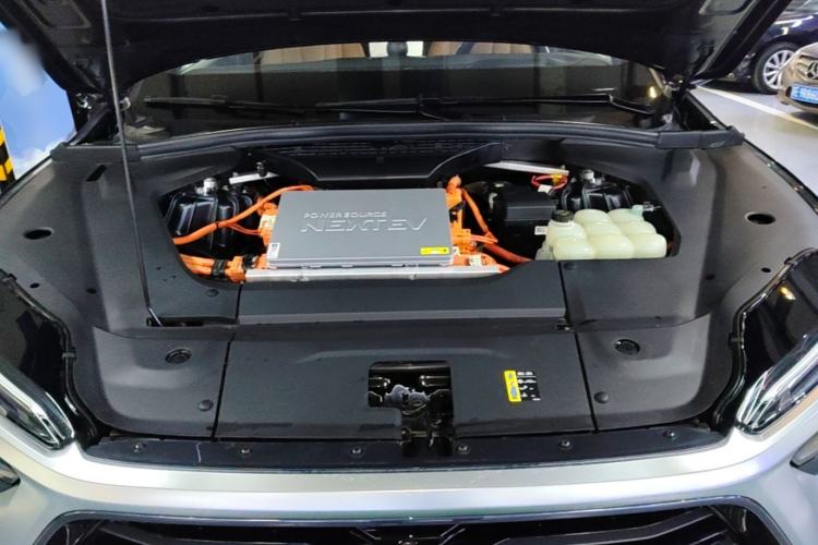 Used Nio ES8 2020 580 km Range Signature Edition Six-Seater Version Engine Bay