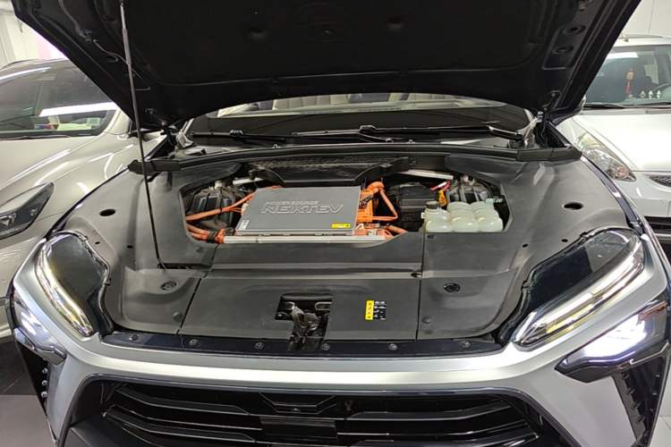 Used Nio ES8 2020 415 km Signature Edition 6-Seater Version Engine Bay