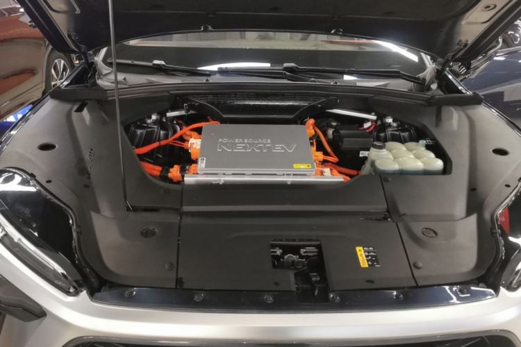 Used Nio ES8 2020 580 km Range Signature Edition Six-Seater Version Engine Bay