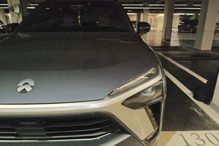 Used Nio ES8 2020 580 km Range Signature Edition Six-Seater Version Engine Bay Left