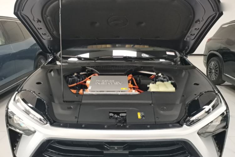 Used Nio ES8 2020 580 km Range Signature Edition Six-Seater Version Engine Bay