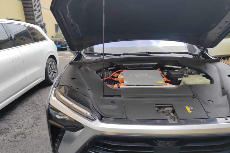 Used Nio ES8 2020 580 km Range Six-Seater Version Engine Bay Right