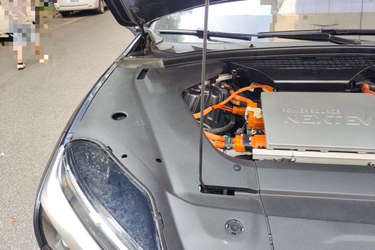 Used Nio ES8 2020 415 km Signature Edition 6-Seater Version Engine Bay Right