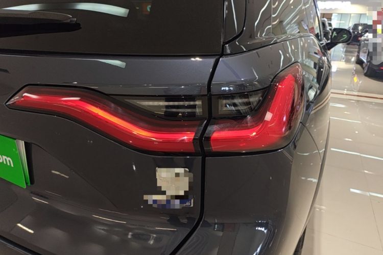 Used Nio ES8 2020 415 KM Signature Edition 7-Seater Version Exterior 1