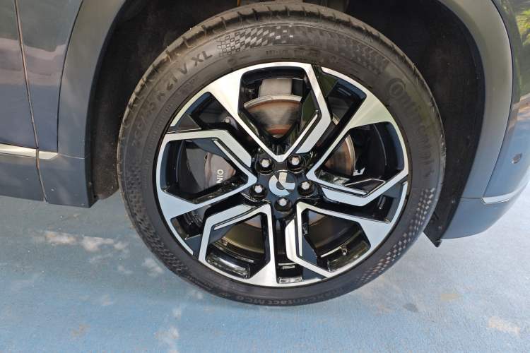 Used Nio ES8 2020 415 km Signature Edition 6-Seater Version Exterior 1