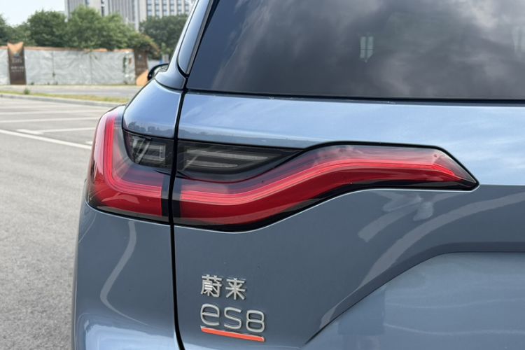 Used Nio ES8 2020 580 km Range Signature Edition Six-Seater Version Exterior 2