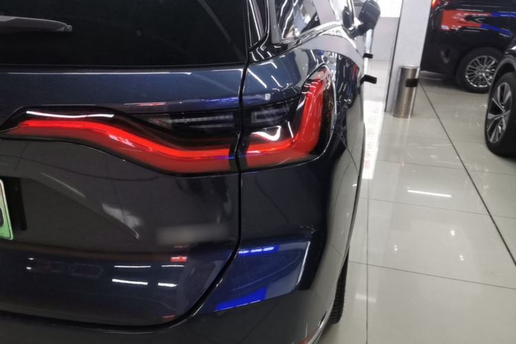 Used Nio ES8 2020 580 km Range Signature Edition Six-Seater Version Exterior 3