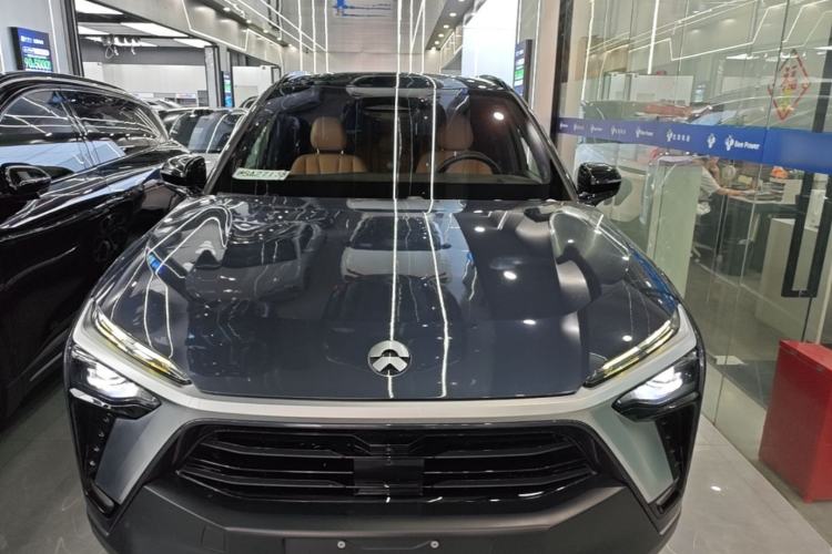 Used Nio ES8 2020 415 KM Signature Edition 7-Seater Version Front