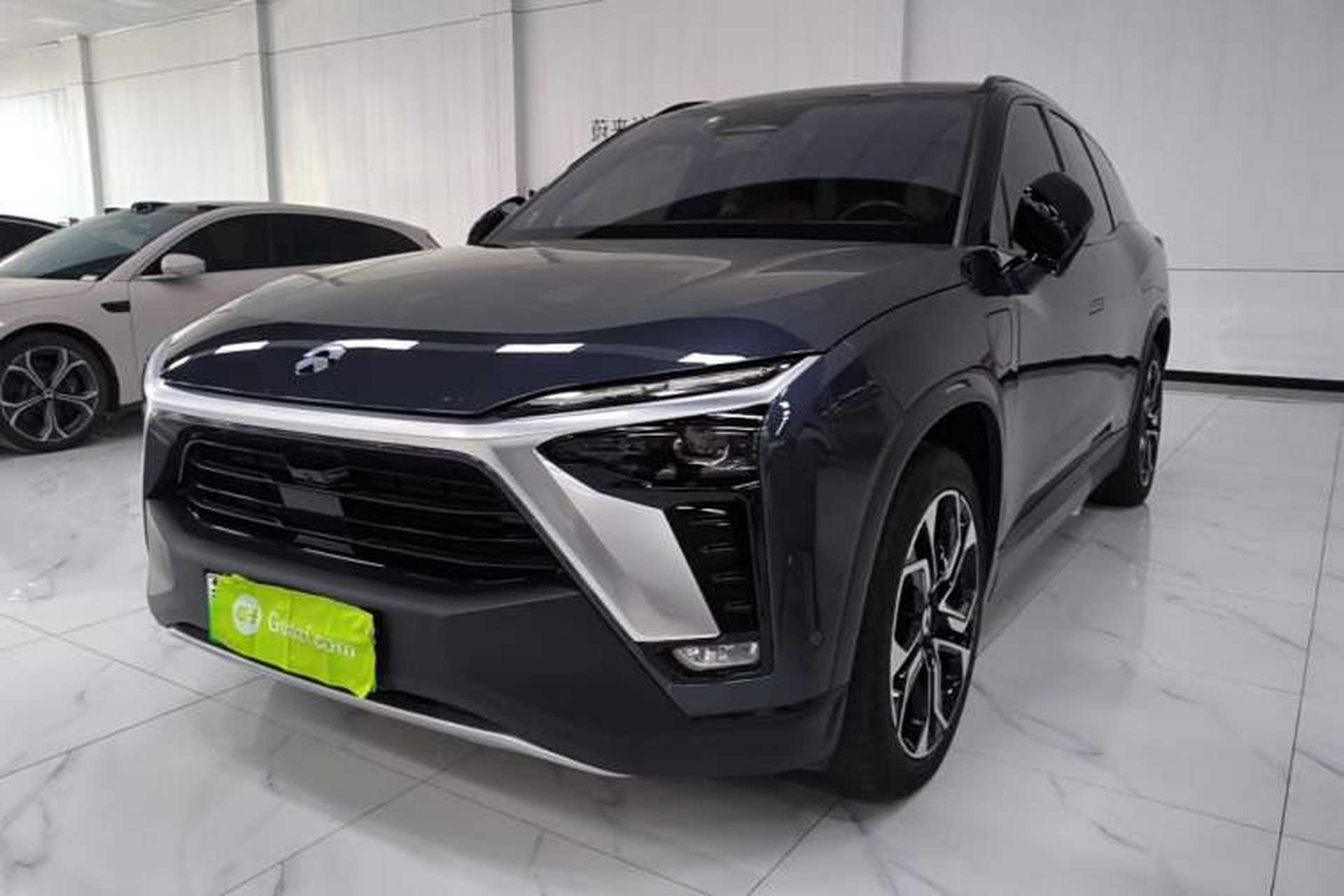 Used Nio ES8 2020 415 km Signature Edition 6-Seater Version Front Left 45 Deg