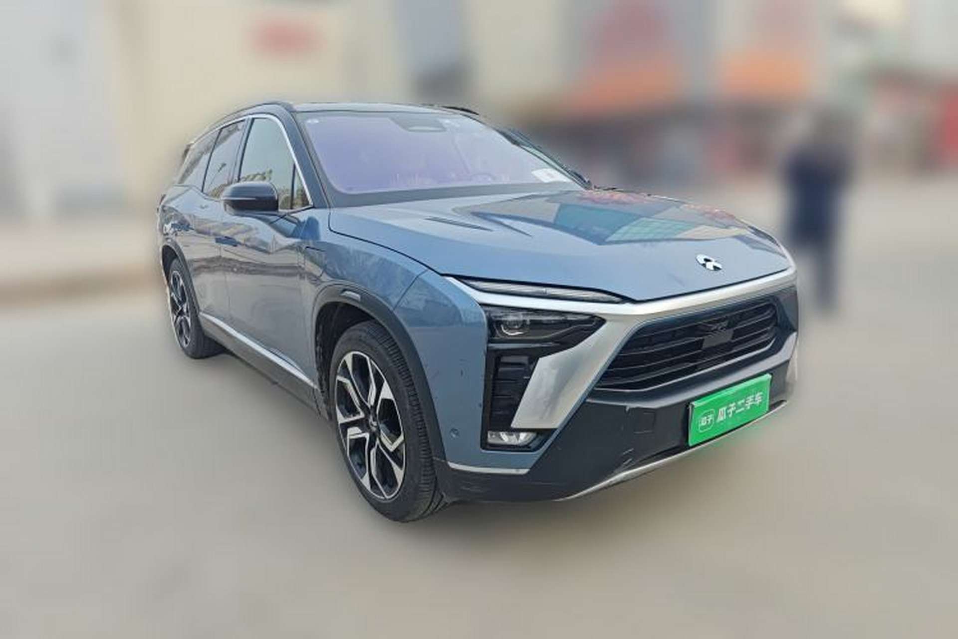 Used Nio ES8 2020 415 km Signature Edition 6-Seater Version Front Right 45 Deg