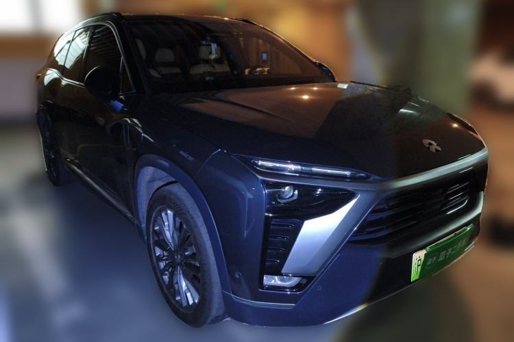 Used Nio ES8 2020 415 km Range 6-Seater Version Front Right 45 Deg