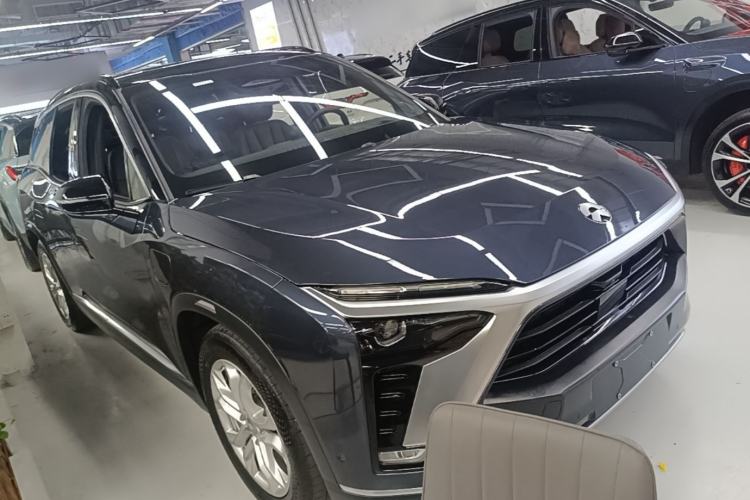 Used Nio ES8 2020 580 km Range Six-Seater Version Front Right 45 Deg