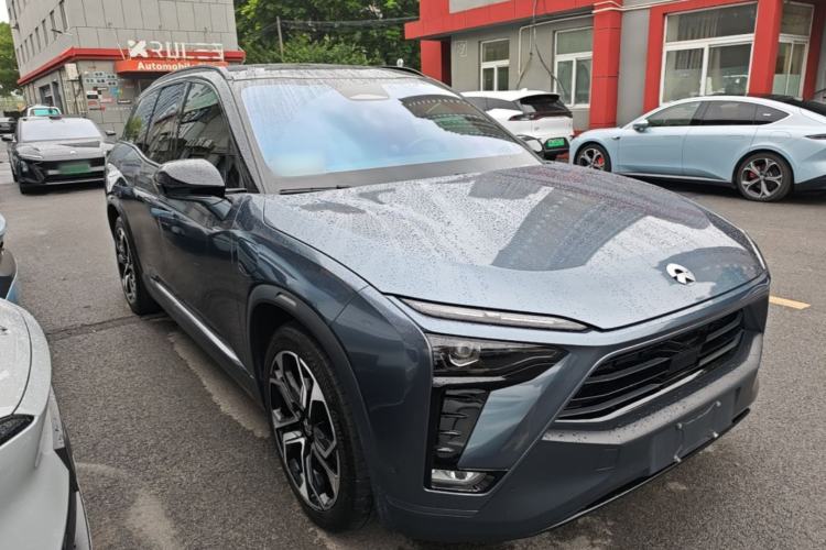 Used Nio ES8 2020 580 km Range Six-Seater Version Front Right 45 Deg