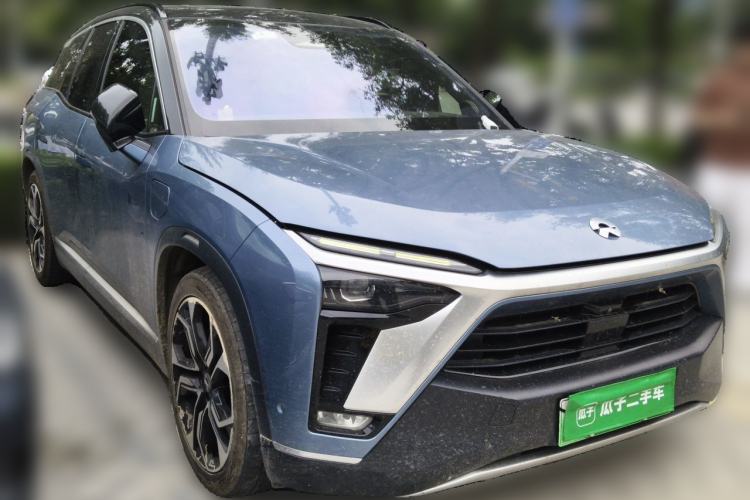 Used Nio ES8 2020 580 km Range Signature Edition Six-Seater Version Front Right 45 Deg