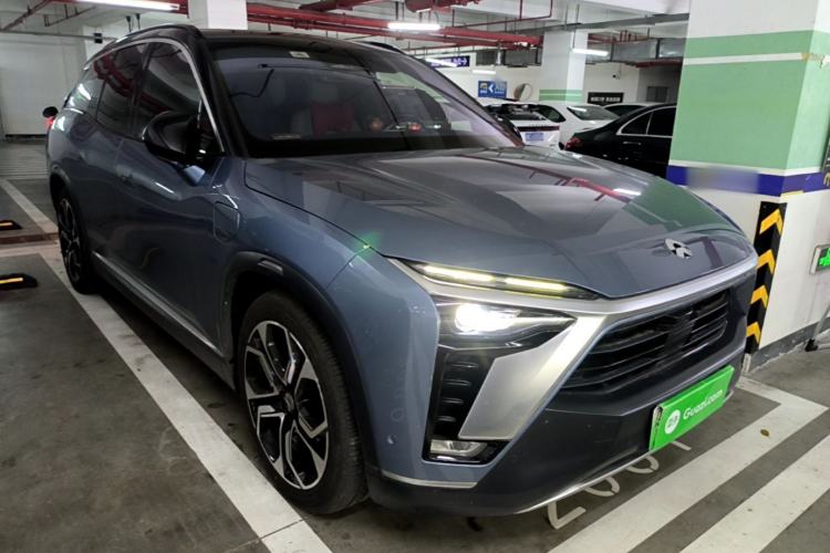 Used Nio ES8 2020 580 km Range Signature Edition Six-Seater Version Front Right 45 Deg