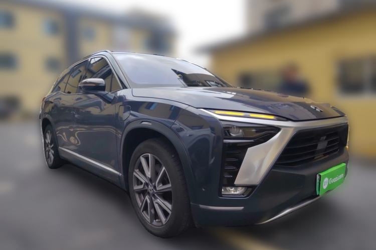 Used Nio ES8 2020 580 km Range Six-Seater Version Front Right 45 Deg