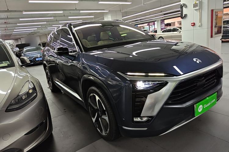 Used Nio ES8 2020 415 km Signature Edition 6-Seater Version Front Right 45 Deg