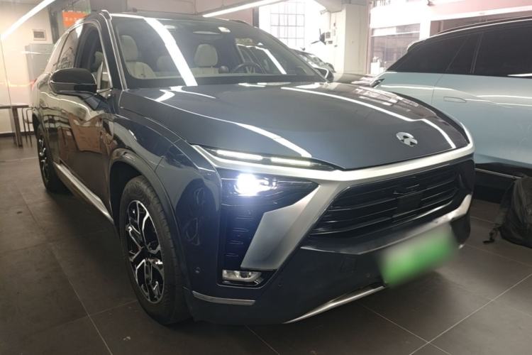 Used Nio ES8 2020 580 km Range Six-Seater Version Front Right 45 Deg