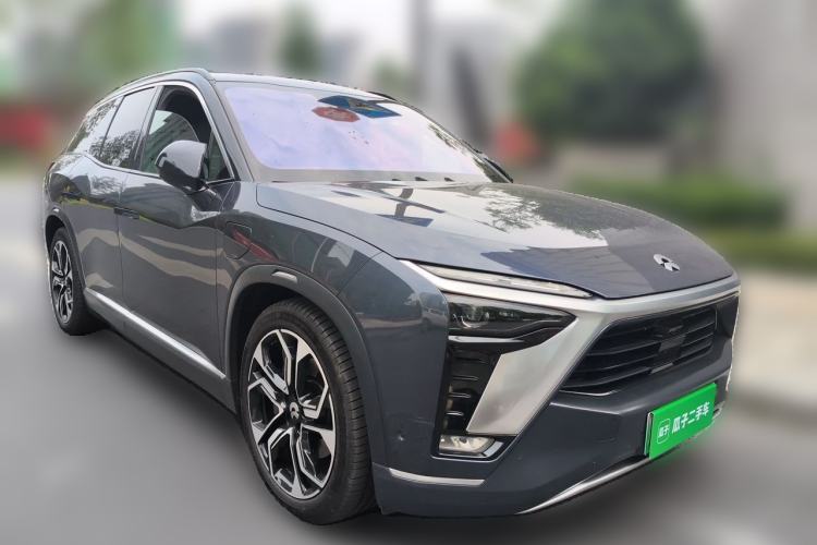Used Nio ES8 2020 415 km Signature Edition 6-Seater Version Front Right 45 Deg