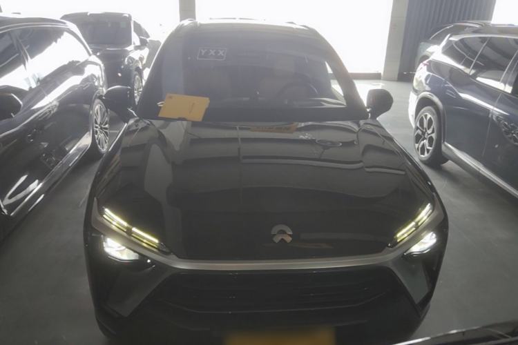 Used Nio ES8 2020 415 KM Signature Edition 7-Seater Version Front