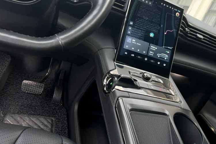 Used Nio ES8 2020 580 km Range Six-Seater Version Gear Lever