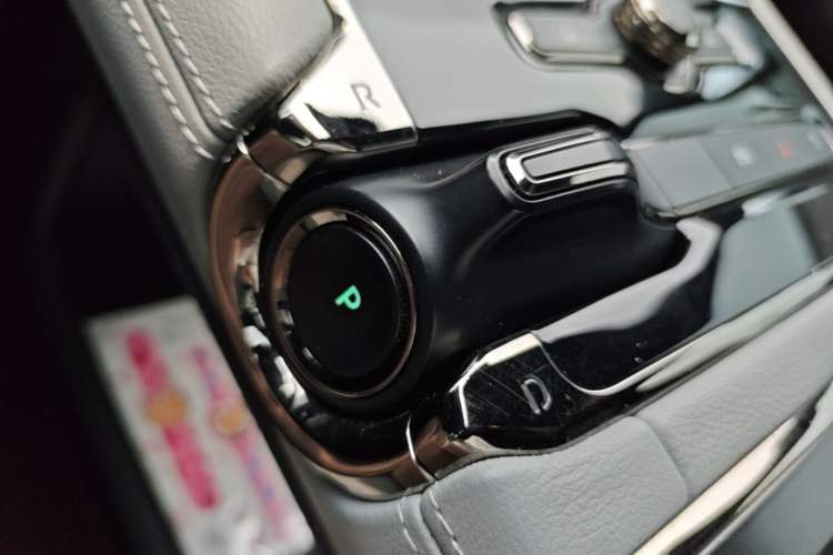 Used Nio ES8 2020 415 km Range 6-Seater Version Gear Lever