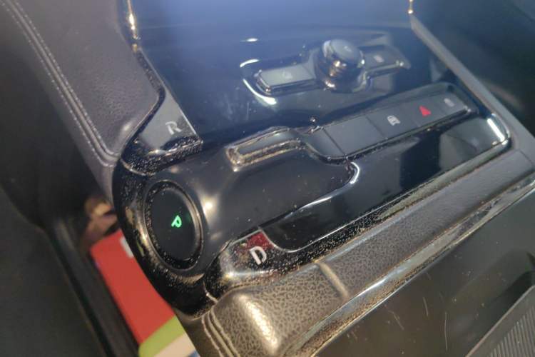 Used Nio ES8 2020 415 km Range 7-Seater Version Gear Lever