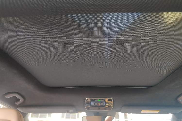 Used Nio ES8 2020 415 km Signature Edition 6-Seater Version Headliner
