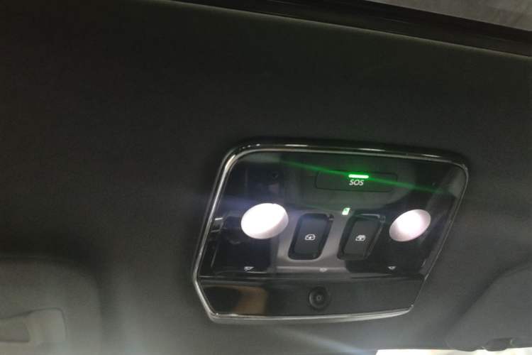 Used Nio ES8 2020 580 km Range Six-Seater Version Headliner