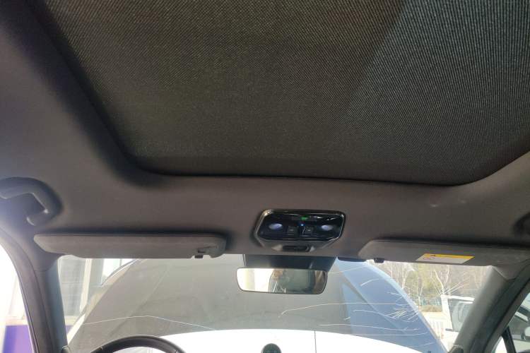 Used Nio ES8 2020 450 km Range 6-Seater Version Headliner