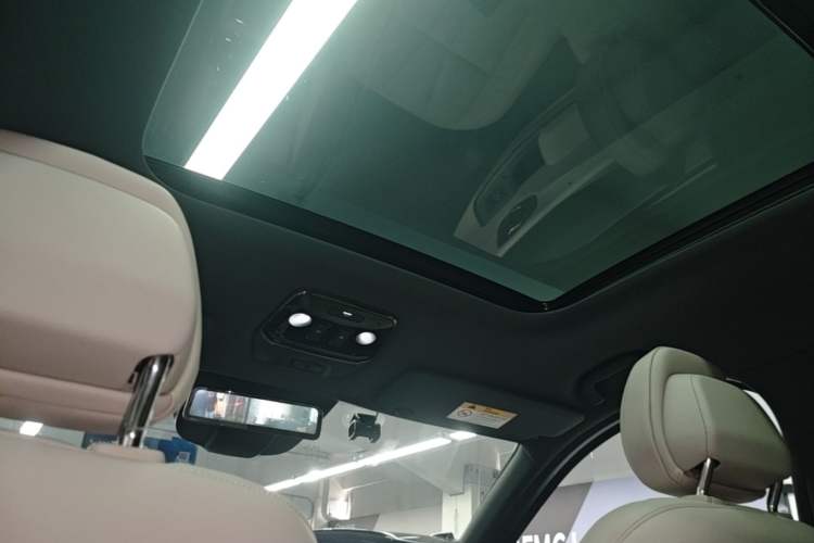 Used Nio ES8 2020 580 km Range Six-Seater Version Headliner