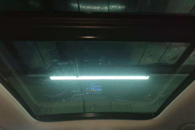 Used Nio ES8 2020 450KM Signature Edition Six-Seater Version Headliner