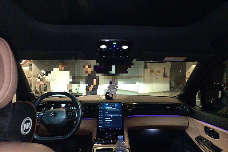 Used Nio ES8 2020 580 km Range 7-Seater Version Headliner