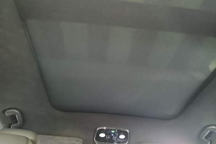 Used Nio ES8 2020 415 km Signature Edition 6-Seater Version Headliner