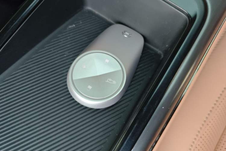 Used Nio ES8 2020 415 km Signature Edition 6-Seater Version Interior 1