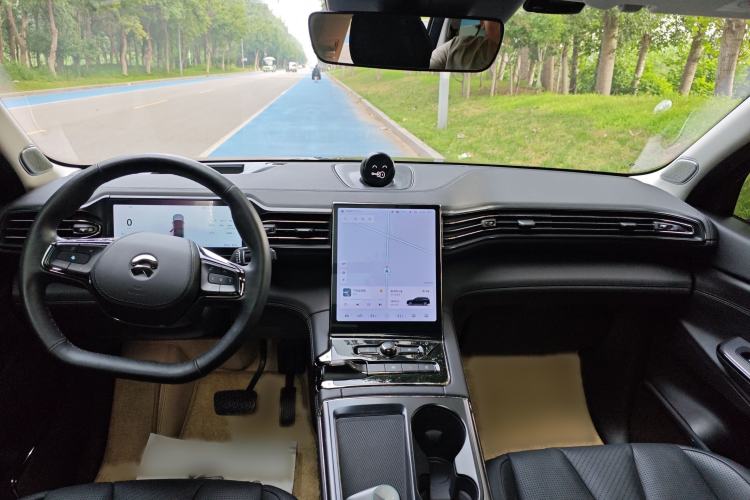 Used Nio ES8 2020 415 km Range 6-Seater Version Interior 2