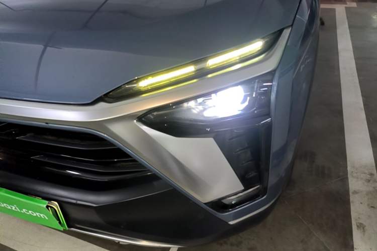Used Nio ES8 2020 580 km Range Signature Edition Six-Seater Version Left Front Headlight