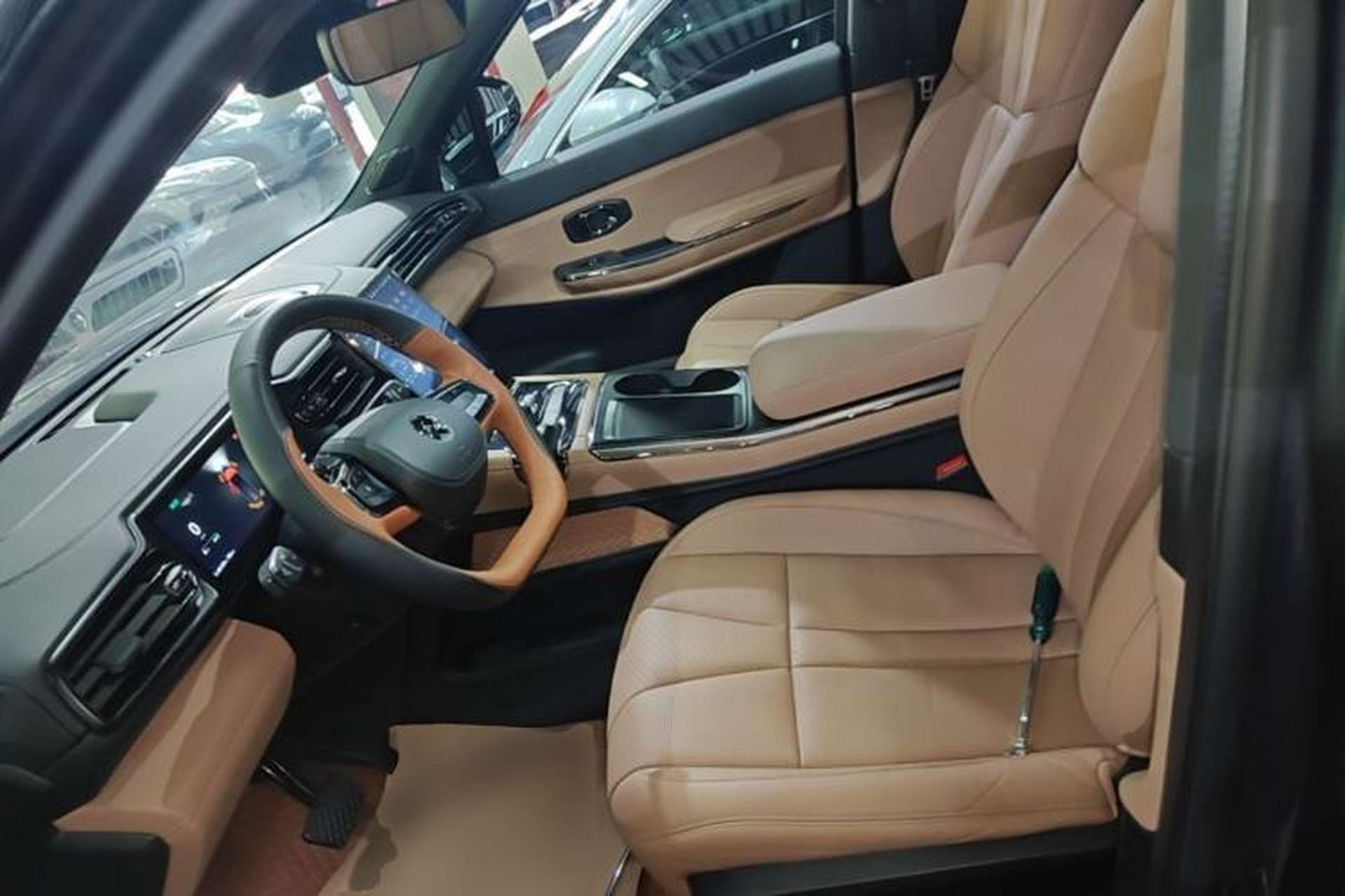 Used Nio ES8 2020 580 km Range Six-Seater Version Left Front Seat
