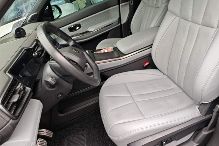 Used Nio ES8 2020 580 km Range Six-Seater Version Left Front Seat