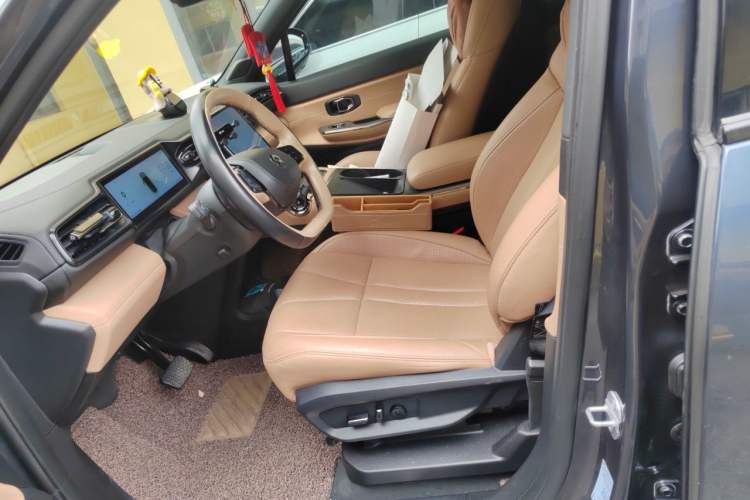 Used Nio ES8 2020 580 km Range Six-Seater Version Left Front Seat