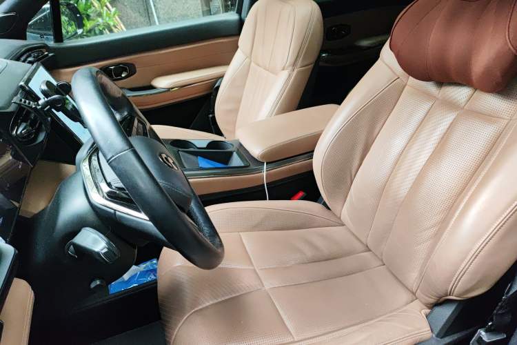 Used Nio ES8 2020 485 km Signature Edition Six-Seater Version Left Front Seat