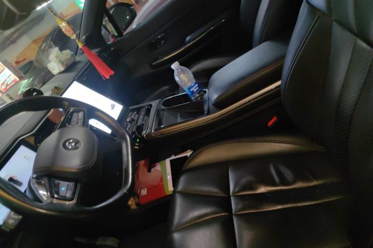 Used Nio ES8 2020 415 km Range 7-Seater Version Left Front Seat