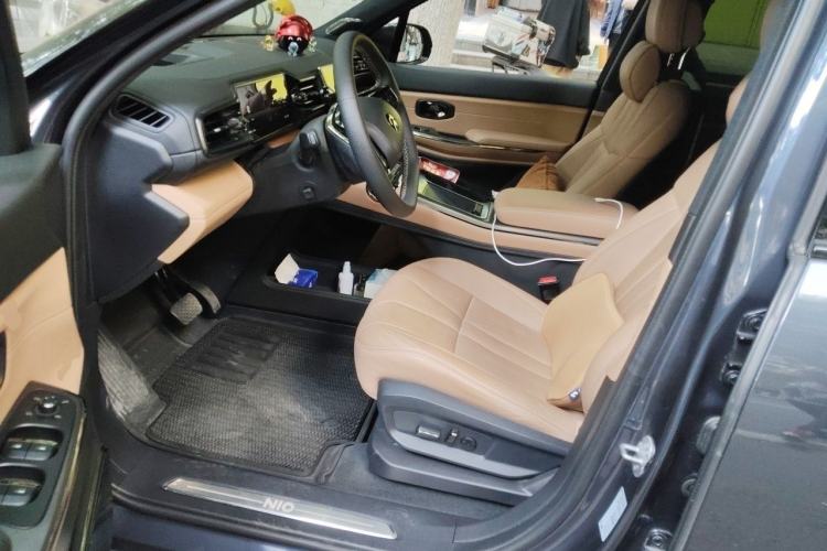 Used Nio ES8 2020 415 KM Signature Edition 7-Seater Version Left Front Seat