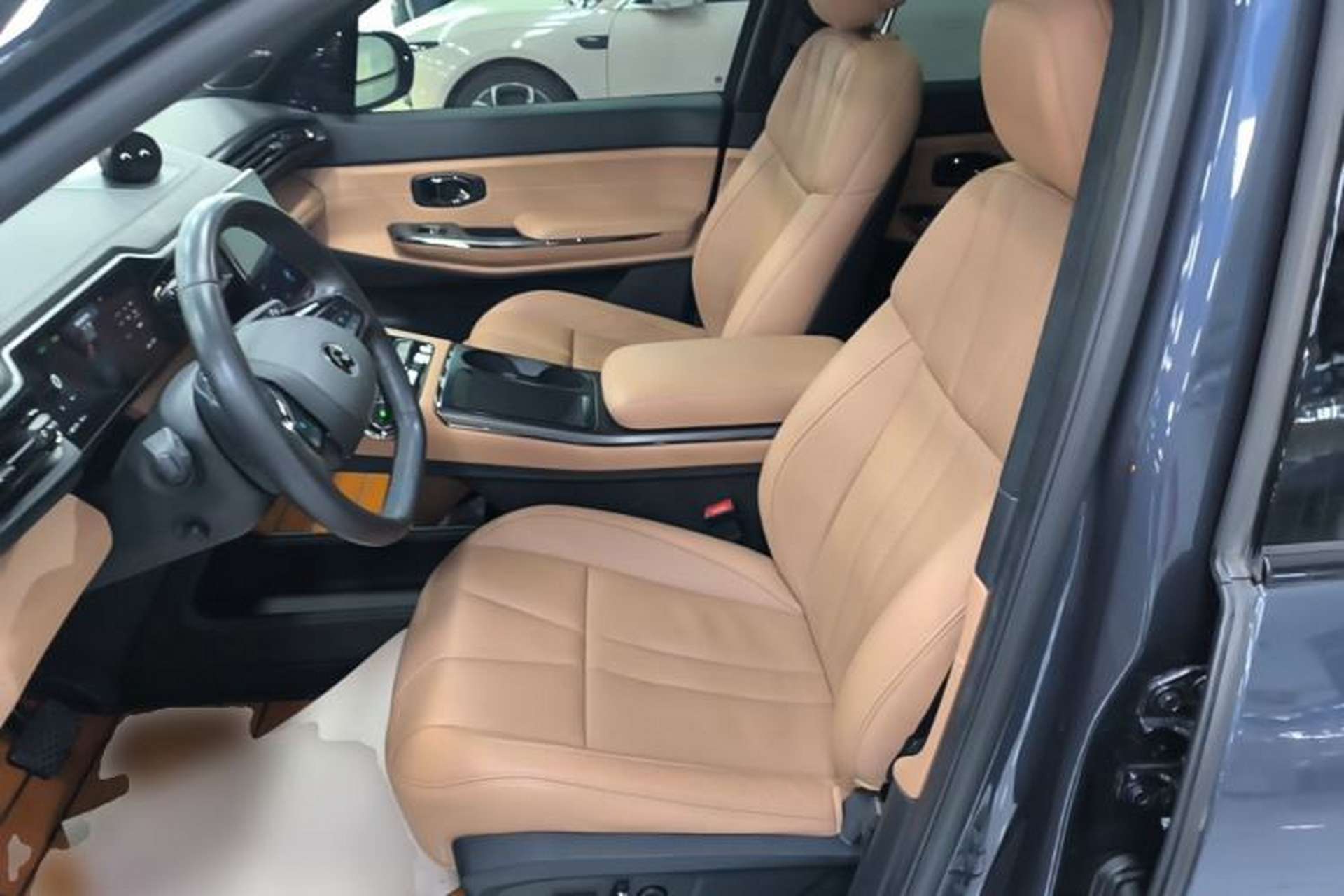 Used Nio ES8 2020 415 km Signature Edition 6-Seater Version Left Front Seat