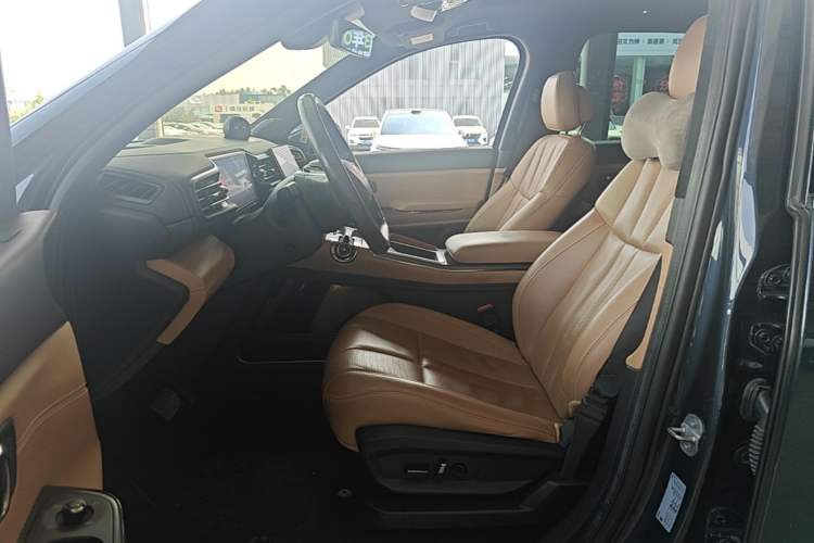Used Nio ES8 2020 580 km Signature Edition 7-Seater Version Left Front Seat